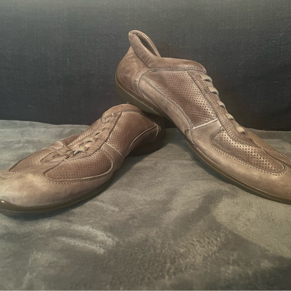 Size 13 Bacco Bucci grey leather shoes
